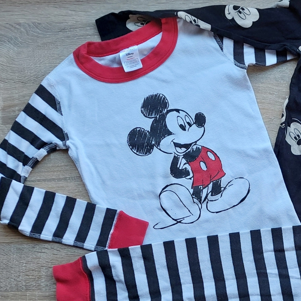 Hanna Andersson mickey pjs - Picture 6 of 16